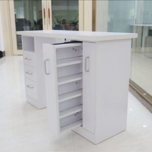 שולחן ציפורניים מעץ